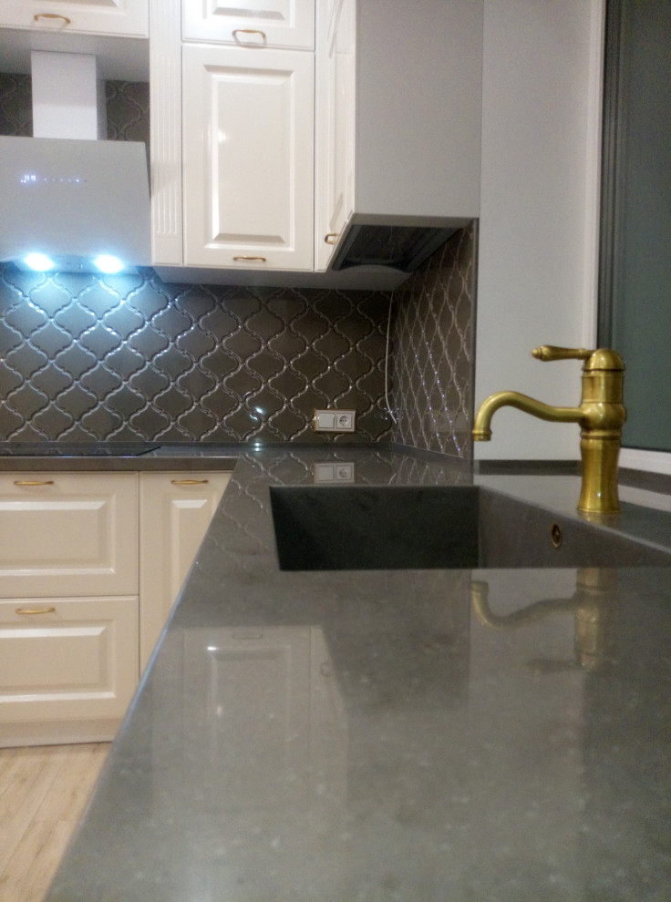 Кухня, столовая и гостиная