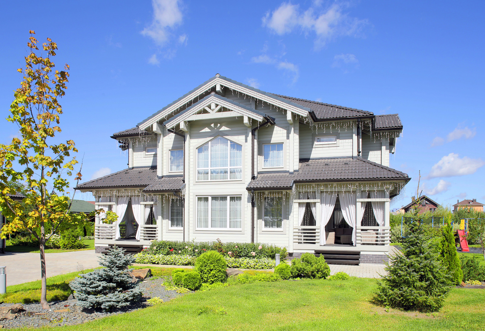 Обложка проекта: Усадьба из ангарской сосны