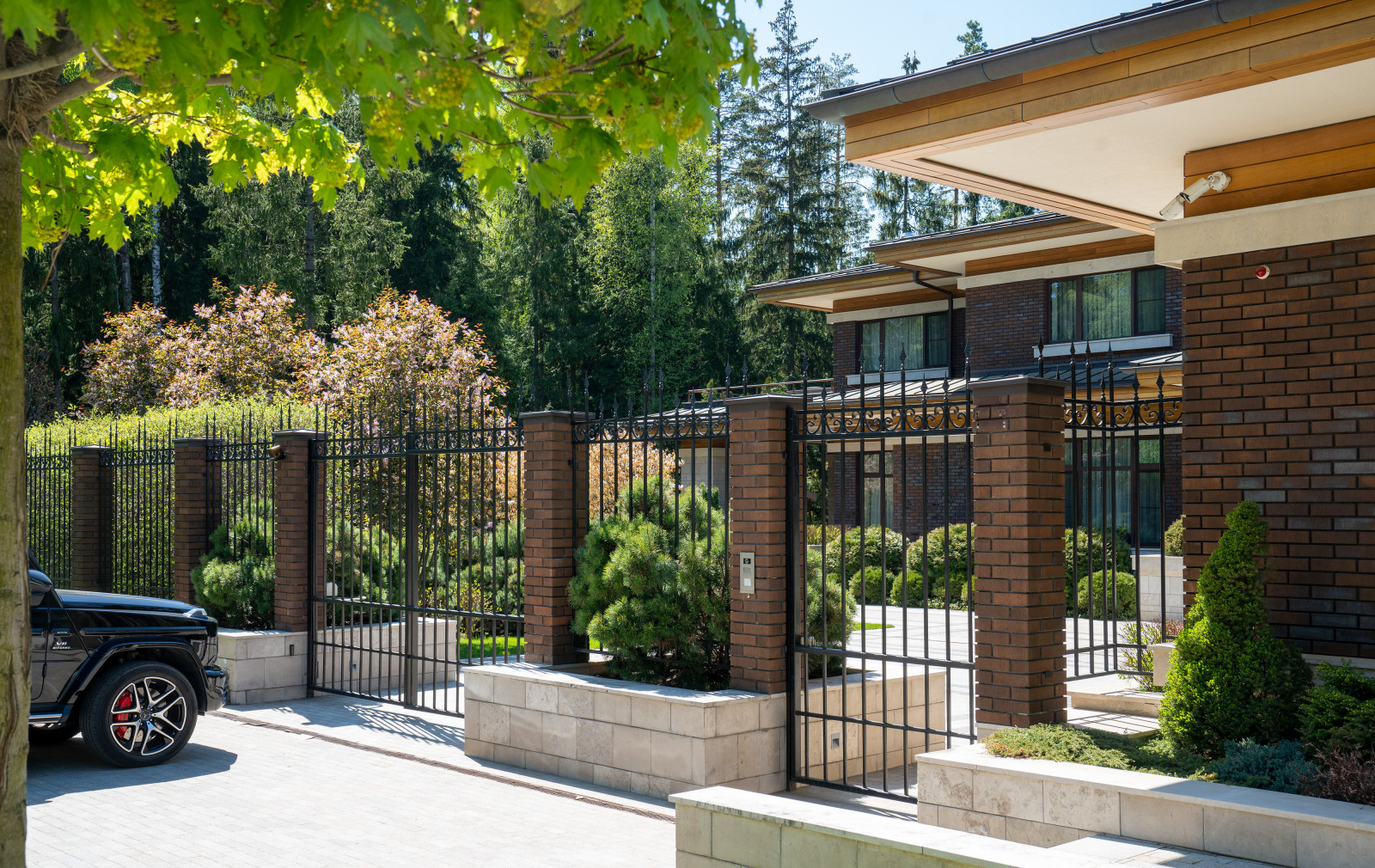 Вилла в стиле Райта. КП "Вымпел" Новорижское шоссе 2016 г.