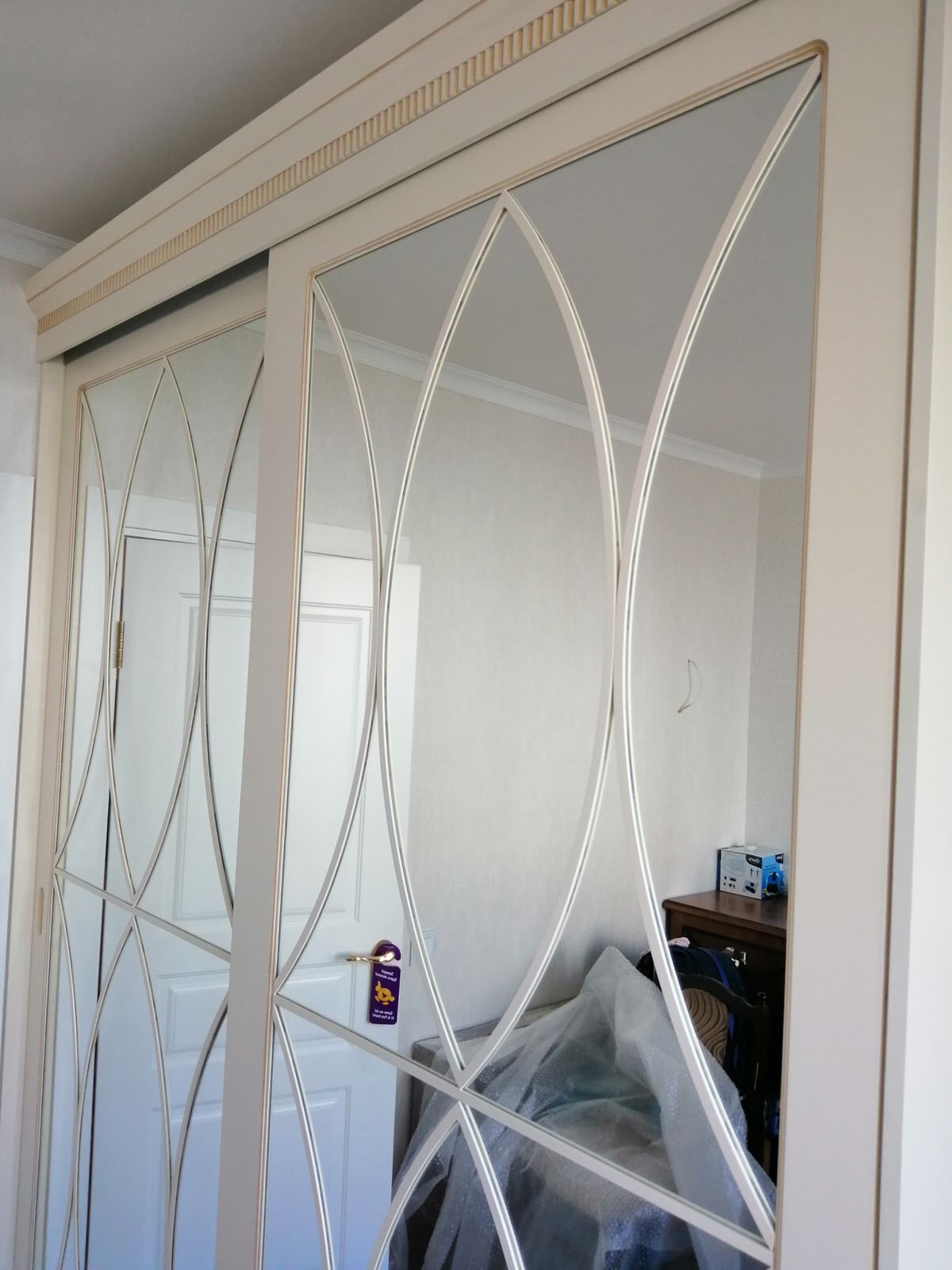 Элементы мебели и декора.