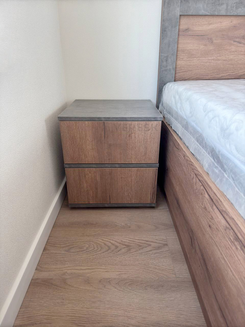 Тумбы и комоды