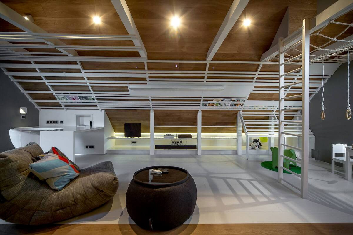 Мансарда в реечку (Москва - Переделка.ТВ "Дачный ответ")