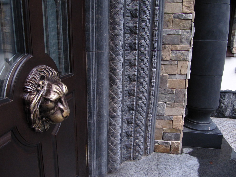 Обложка проекта: загородный особняк в готическом стиле