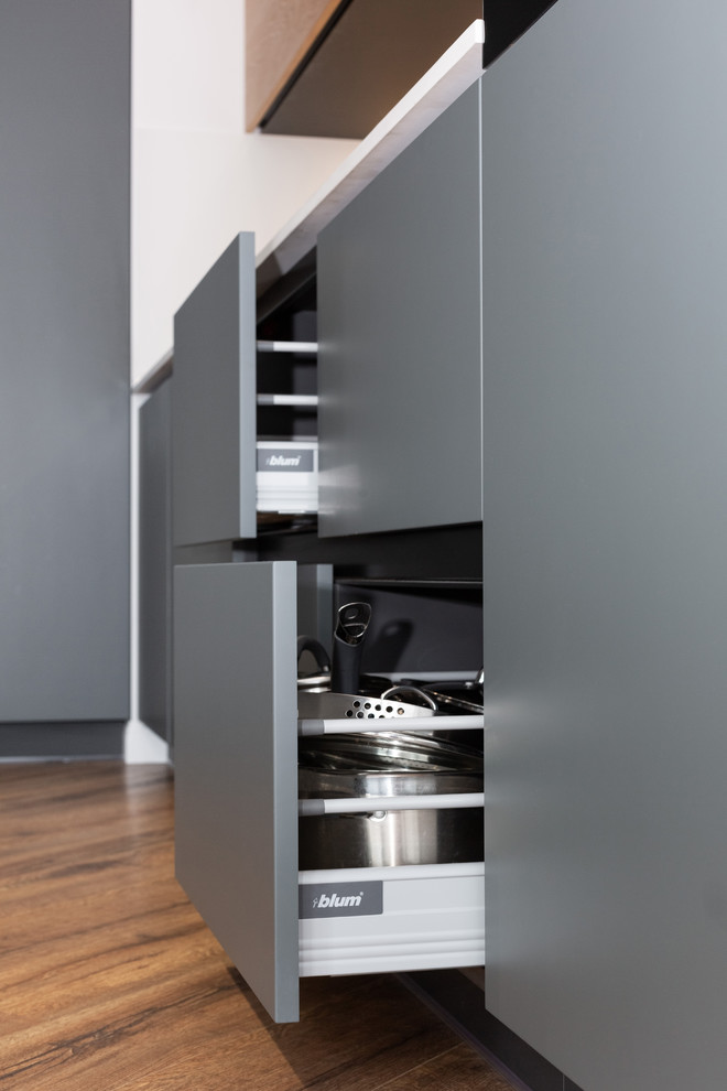 Обложка проекта: кухня хай тек