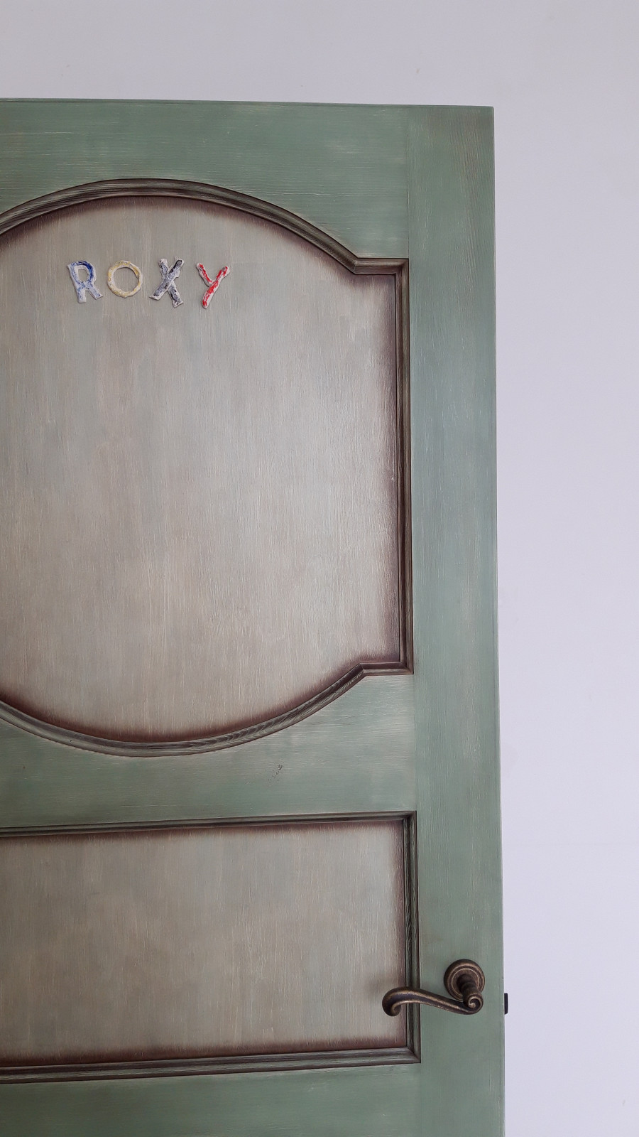 Дизайн проект комнаты для девочки-подроска