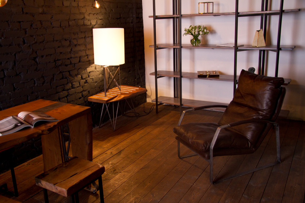 Лофт со столом