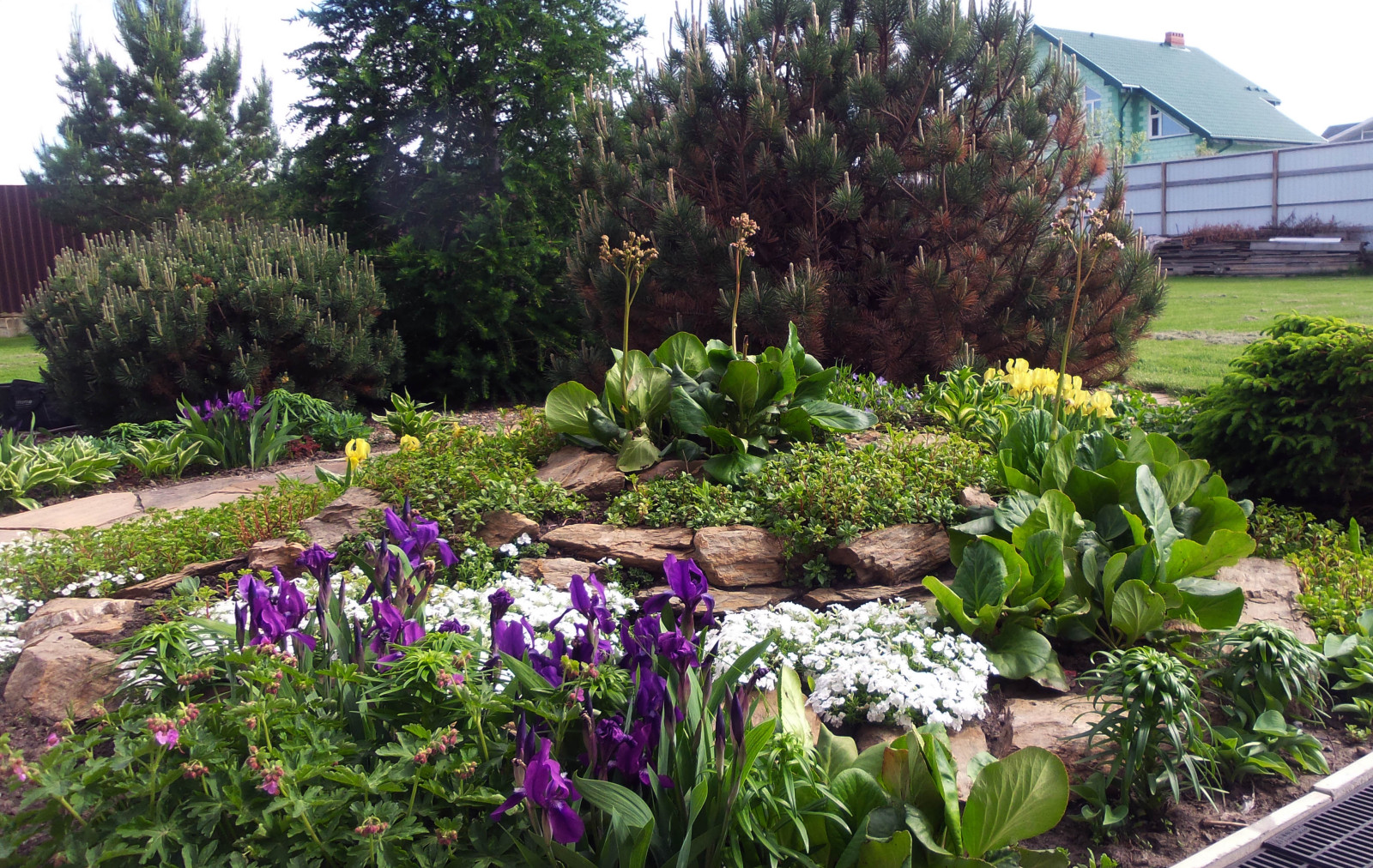 Миниатюрная декоративная композиция