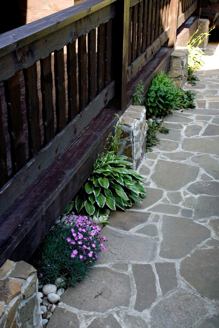 Декор в саду. Наши работы прошлых лет.