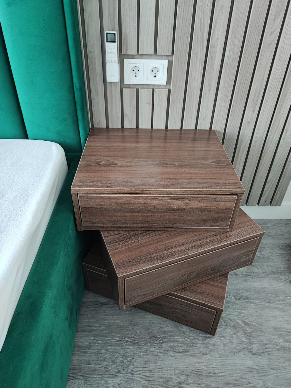 Тумбы и комоды