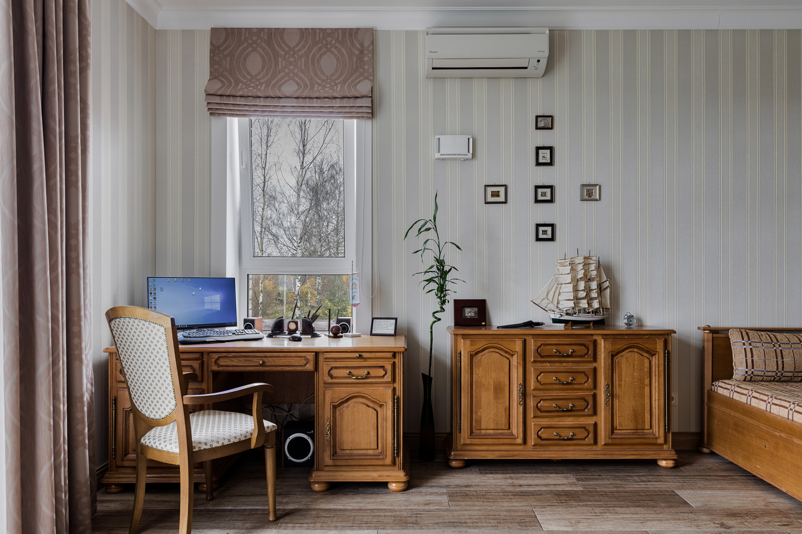 Замок в Павловске