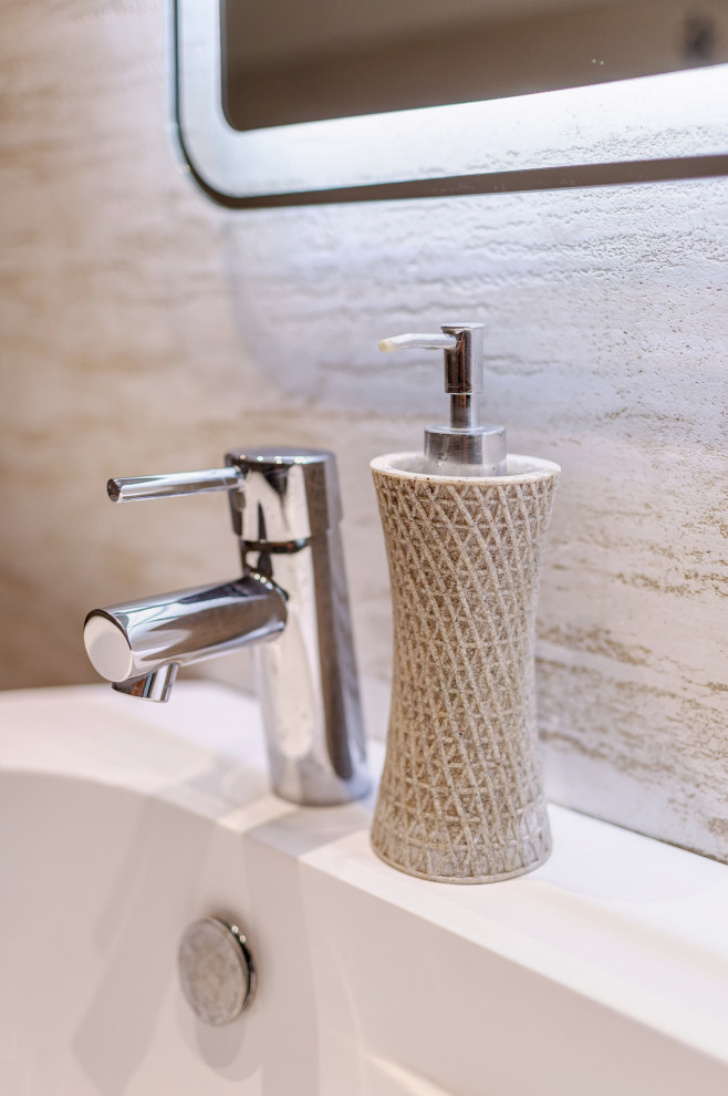 Дом в бухте