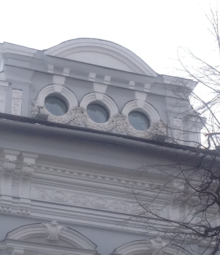 Обложка проекта: Парижская мансарда в историческом центре Казани