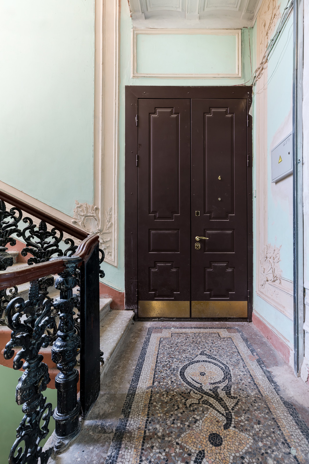 В гостях: Ремонт в доме 1832 года — в самом центре Петербурга