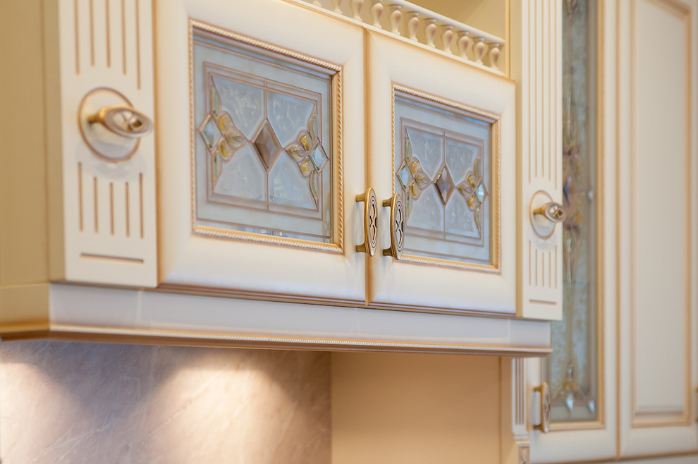 Классическая кухня с "островом"