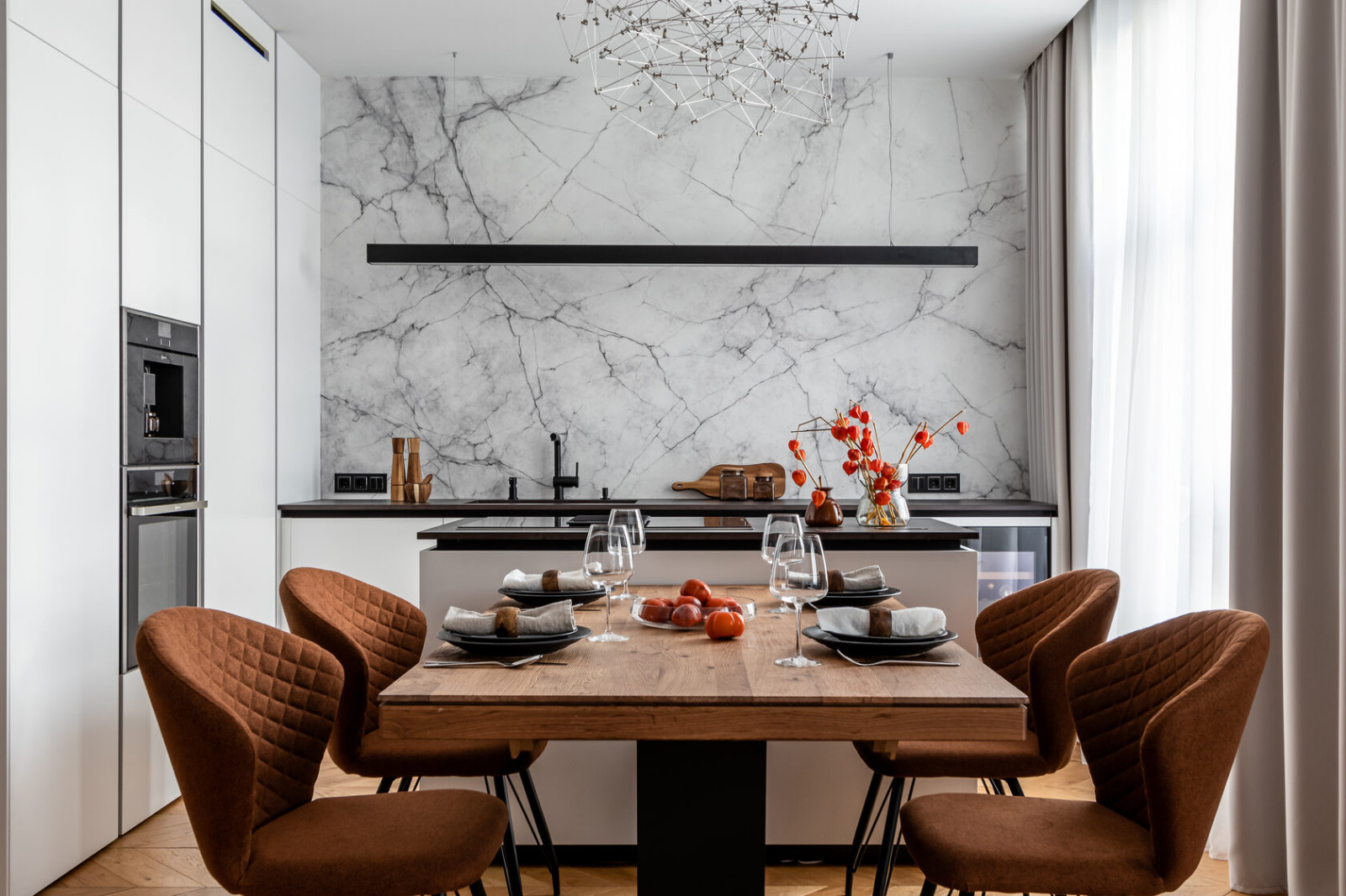 Дом на излучине Невы