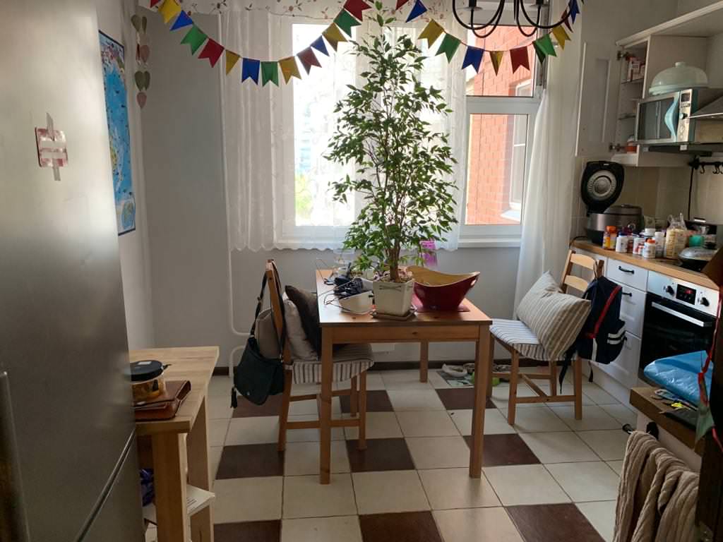 До и после: «Трёшка» в доме П-44Т для мамы и дочери