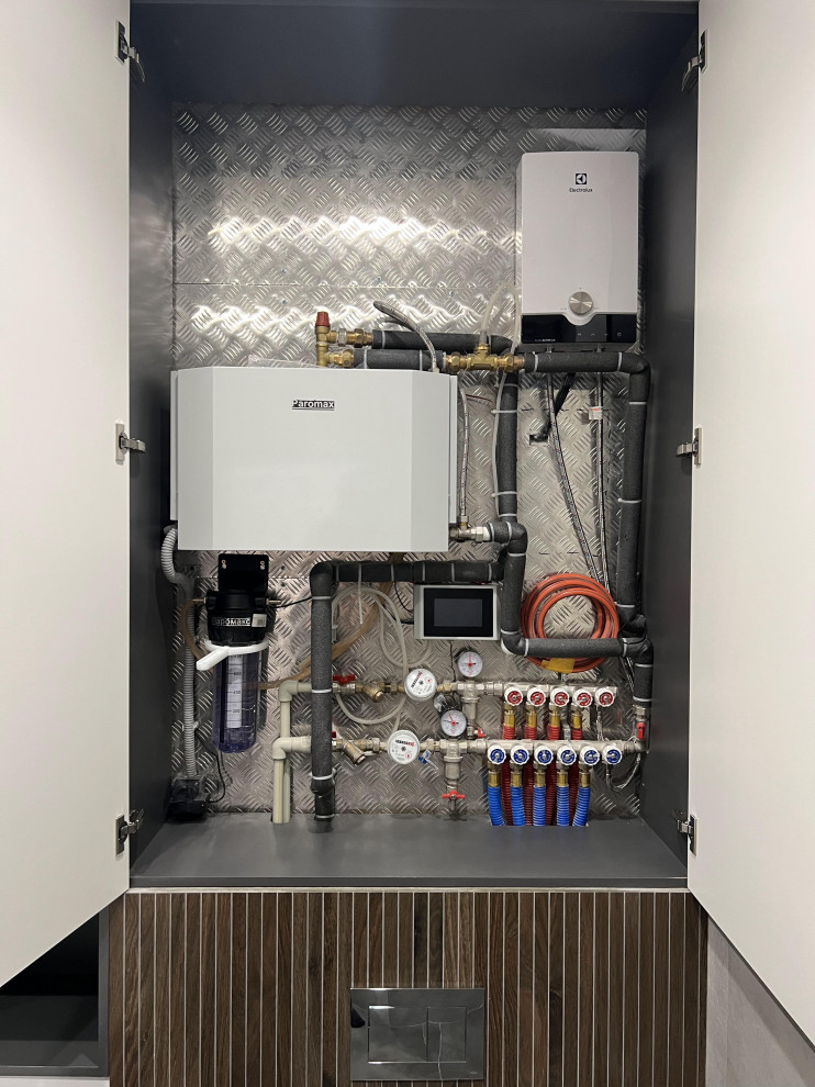 G L O R Y - Реализация