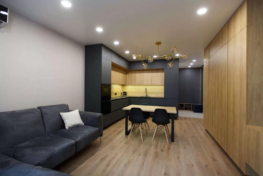 Обложка проекта: Капитальный ремонт в трехкомнатной квартире с 0