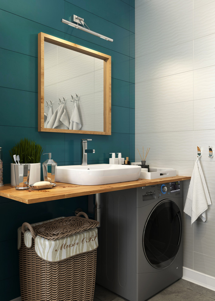 Здесь живет море