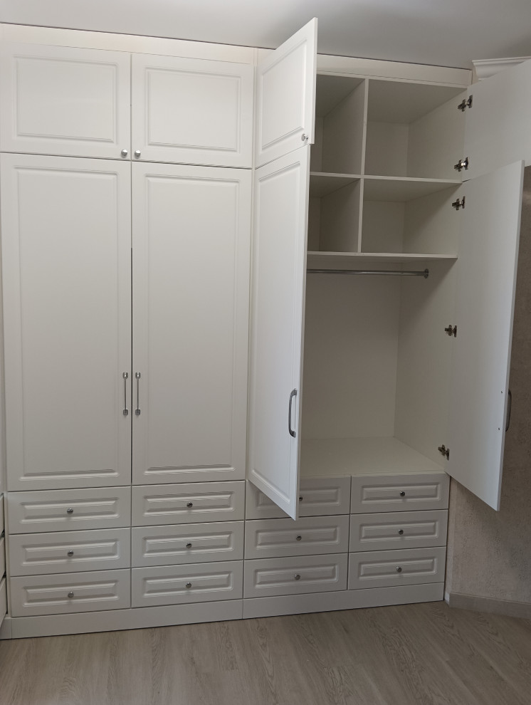 Шкаф платяной, 2023