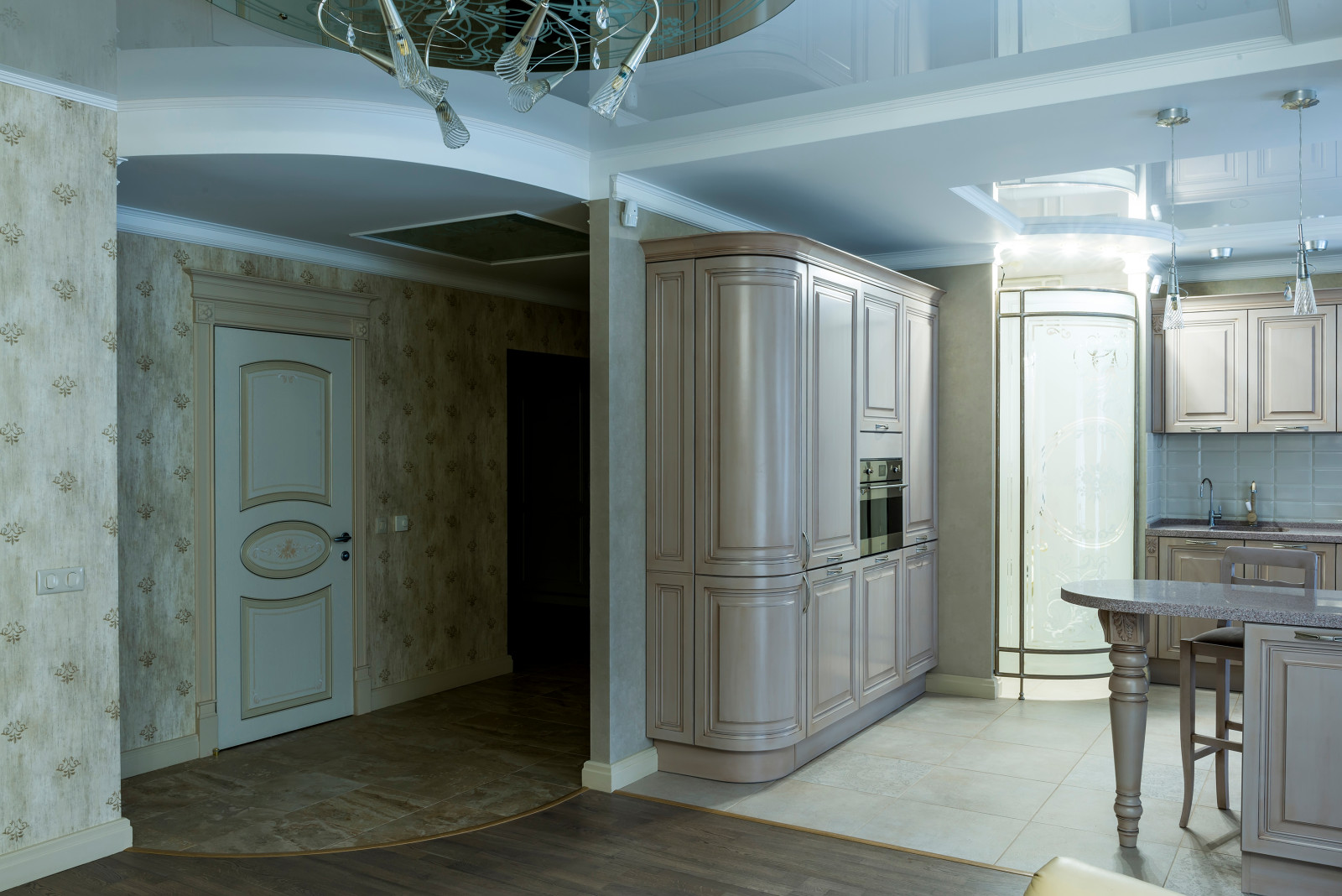 Двухкомнатная квартира в классическом стиле.