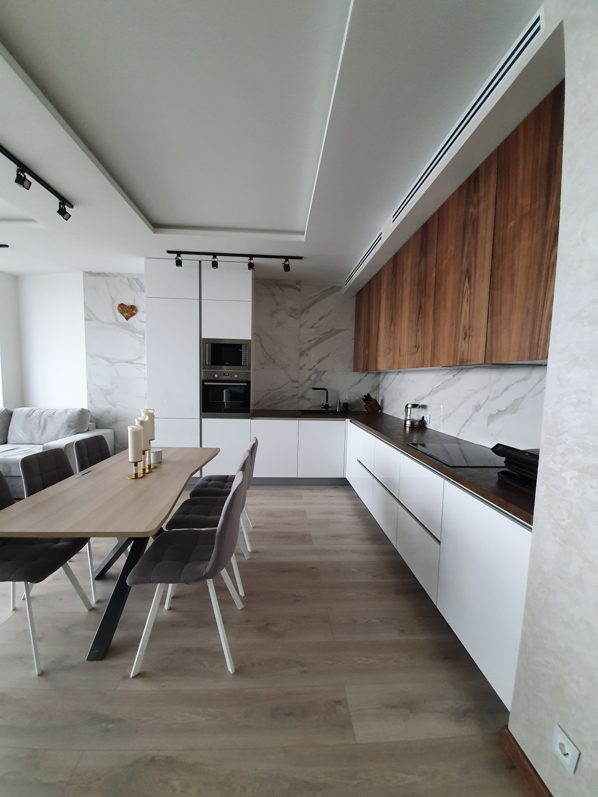 Кухня в современном стиле, ЖК Лазурные Небеса, г. Казань