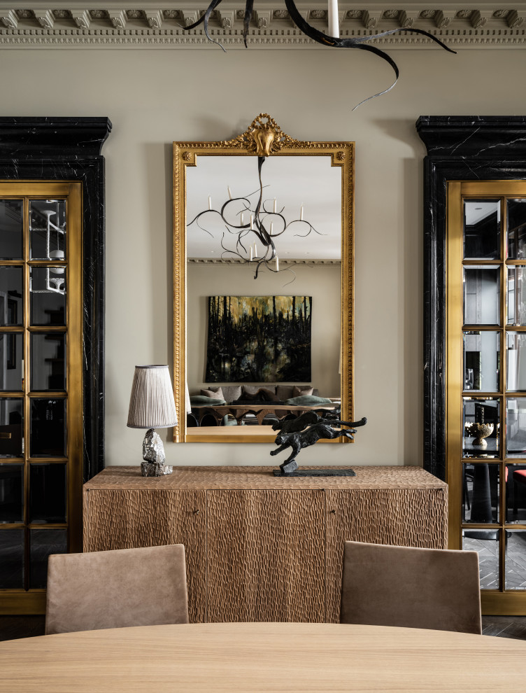 APPARTEMENT DE COLLECTIONNEURS