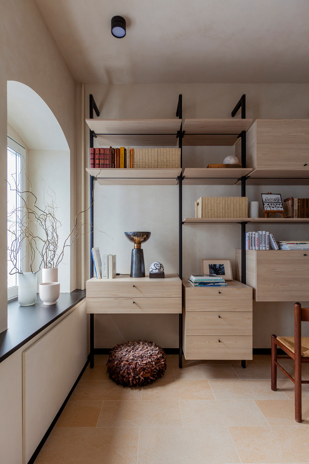 Добрая квартира - интерьер 49м² в доме XIX века