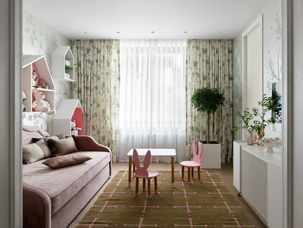 Живописная квартира.