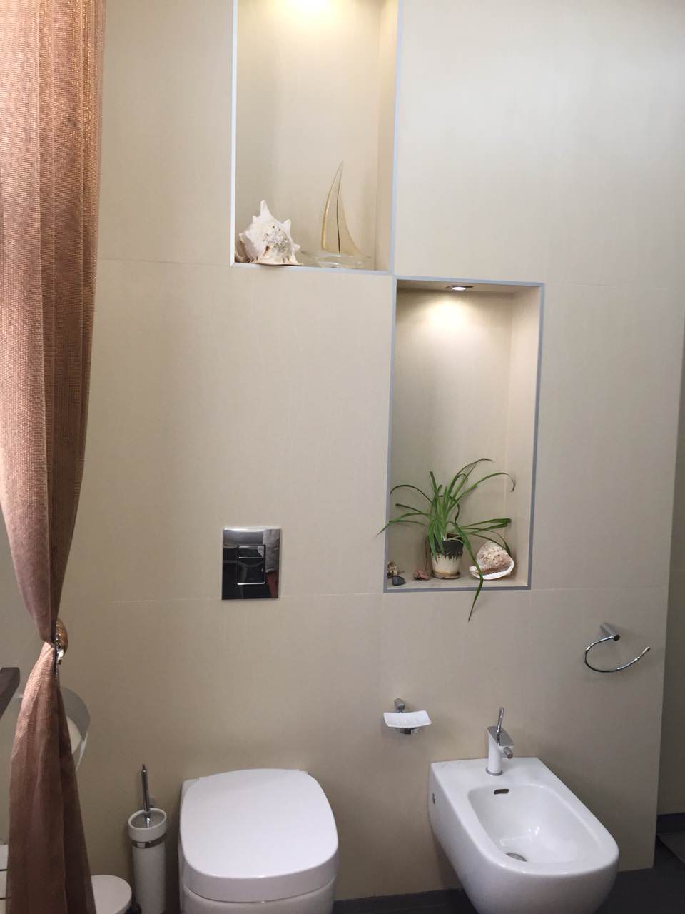 Обложка проекта: Гостевой санузел в интерьере СЕРЕБРО и ЗОЛОТО.