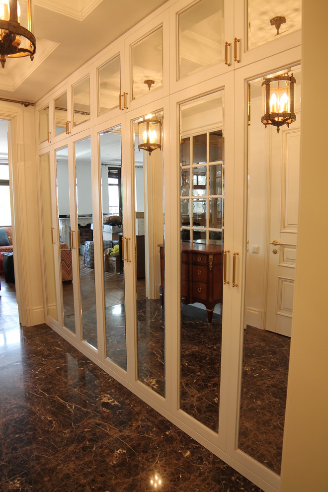 Встроенные шкафы