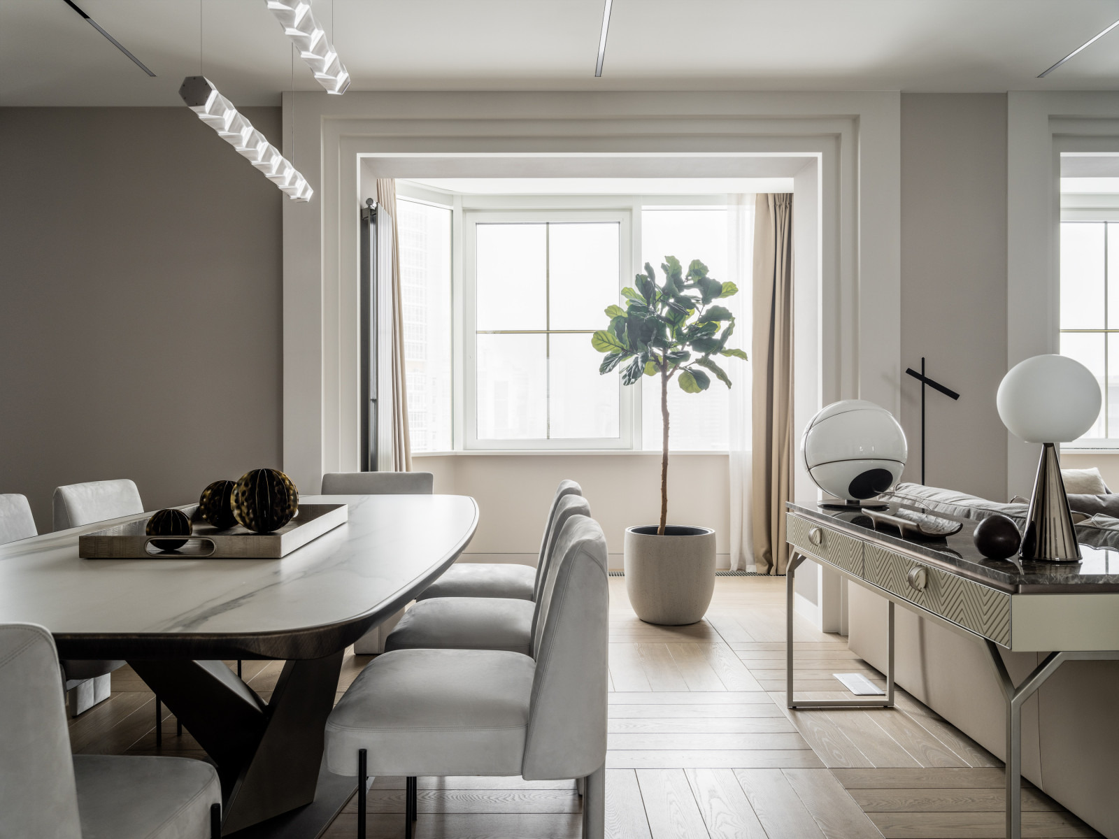 Семейная квартира в акварельных оттенках света и тени