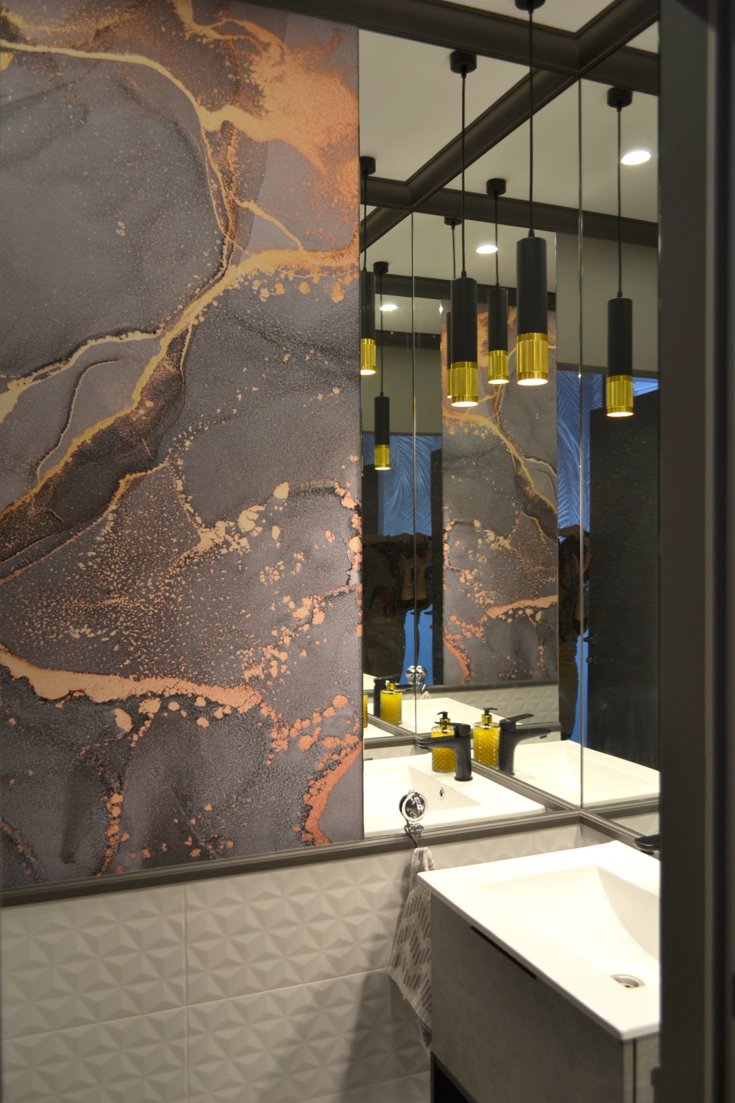 Пальмы в снегу су