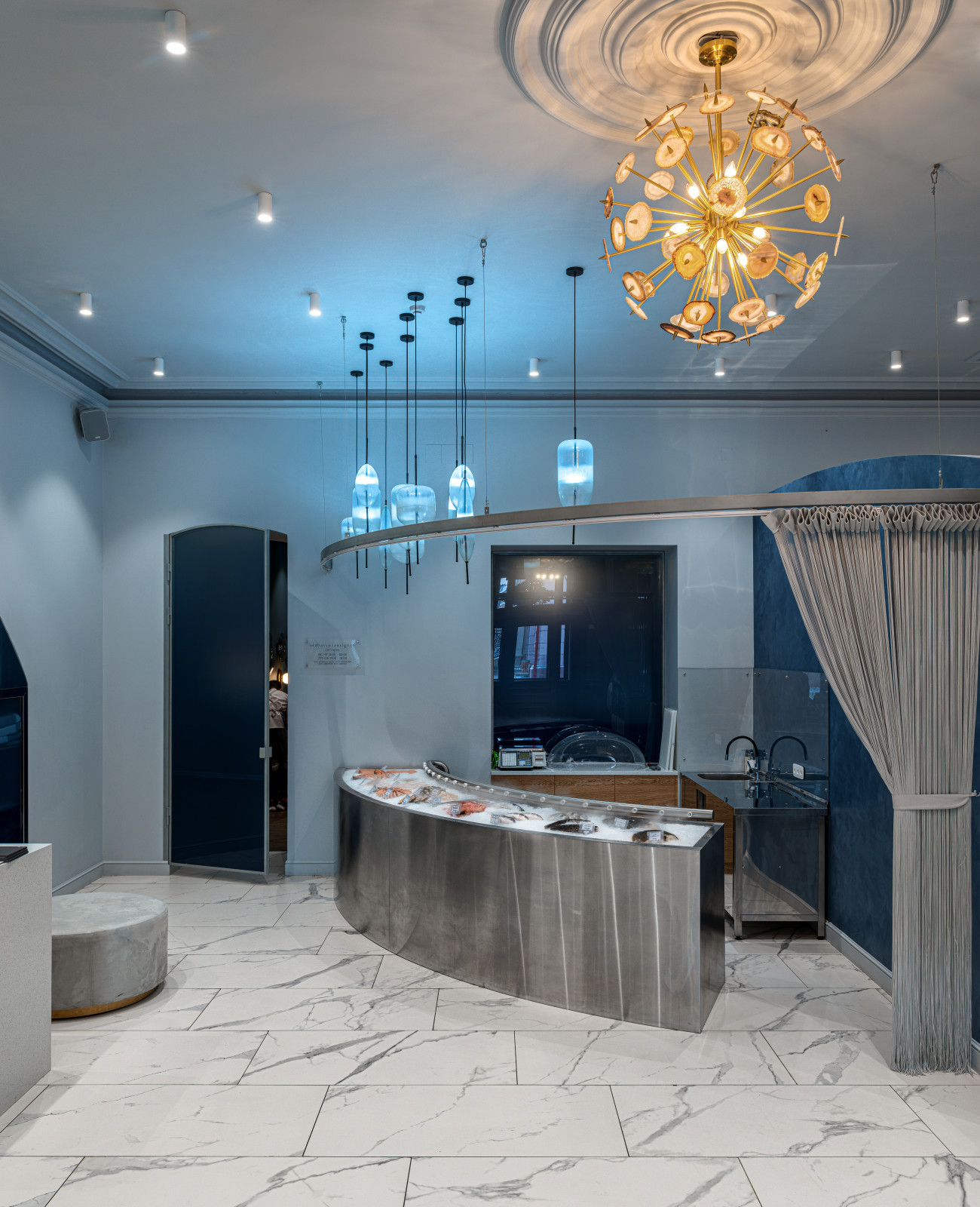 Реализация ресторана Seabass & Sauvignon