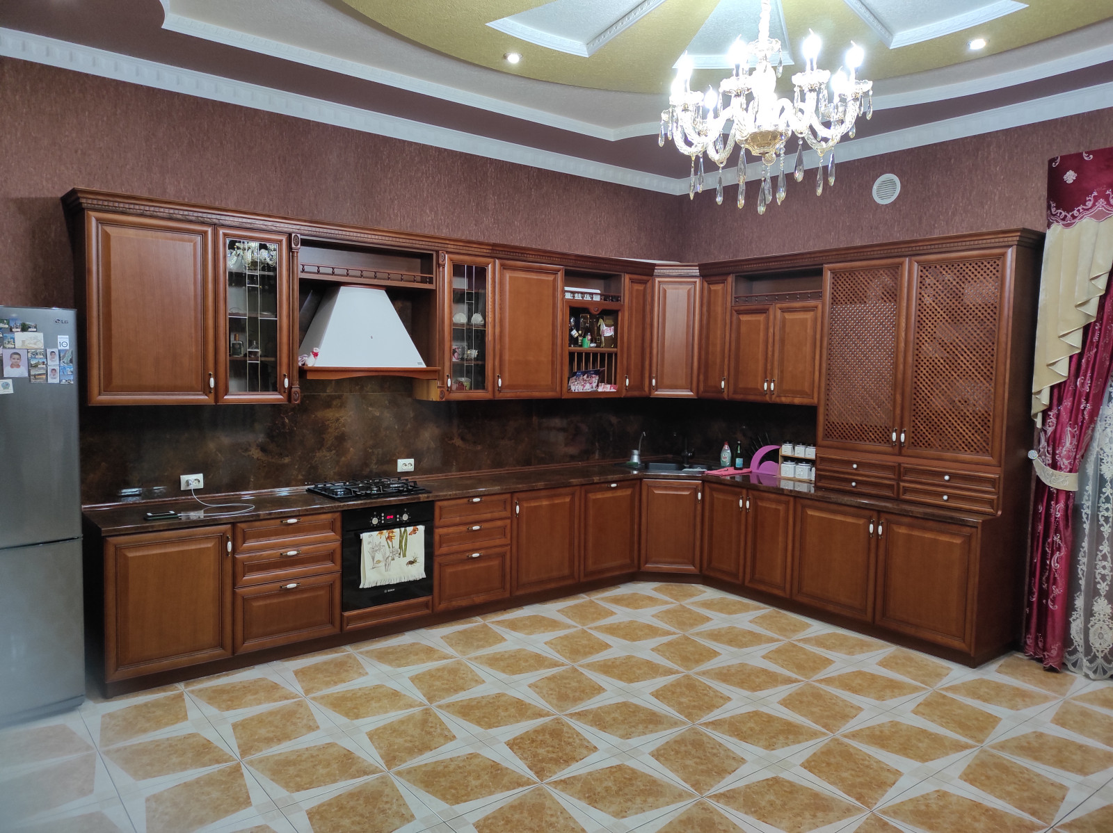 Обложка проекта: кухня массив ясеня