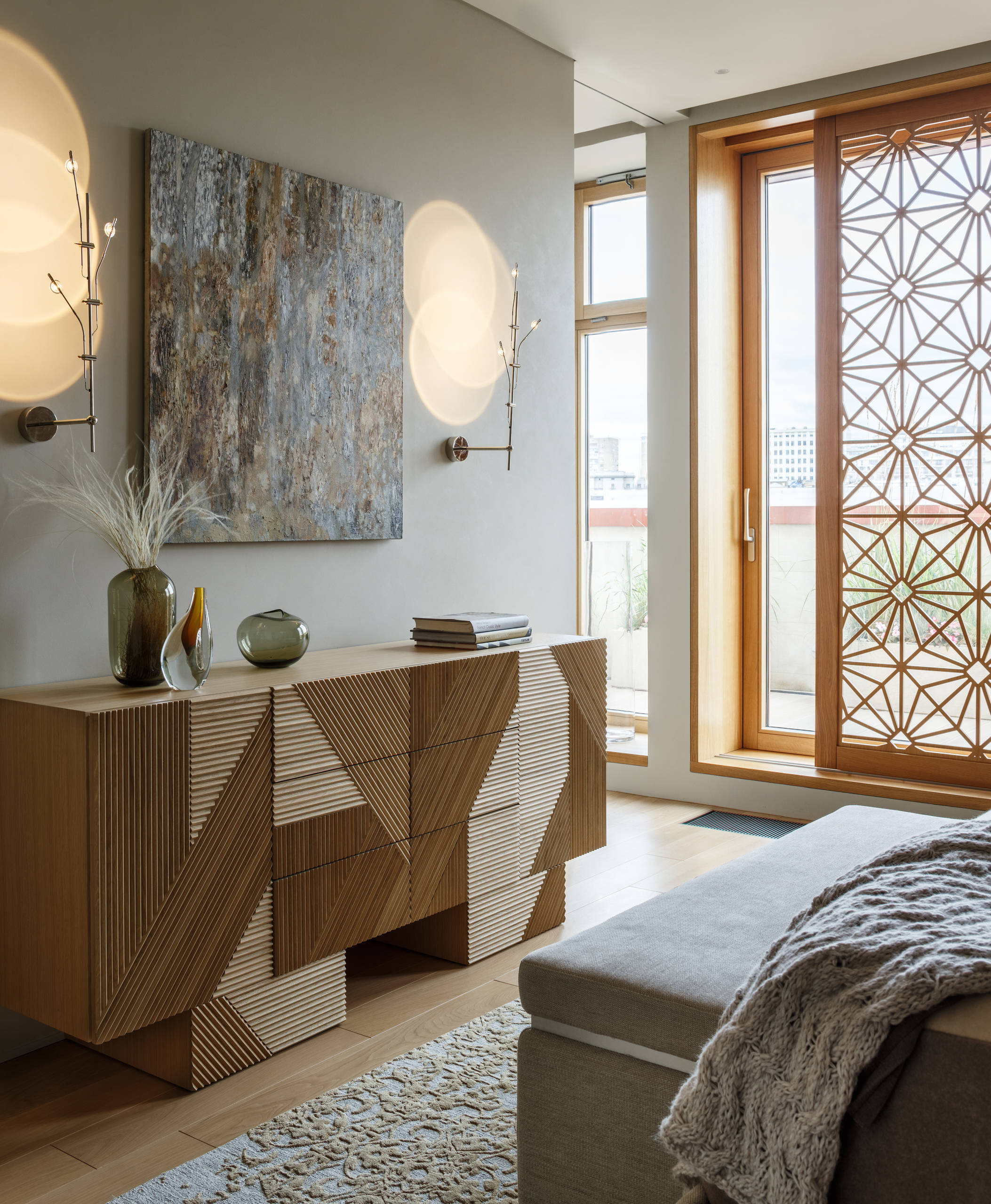 Houzz тур: Трехэтажная квартира с террасой на крыше