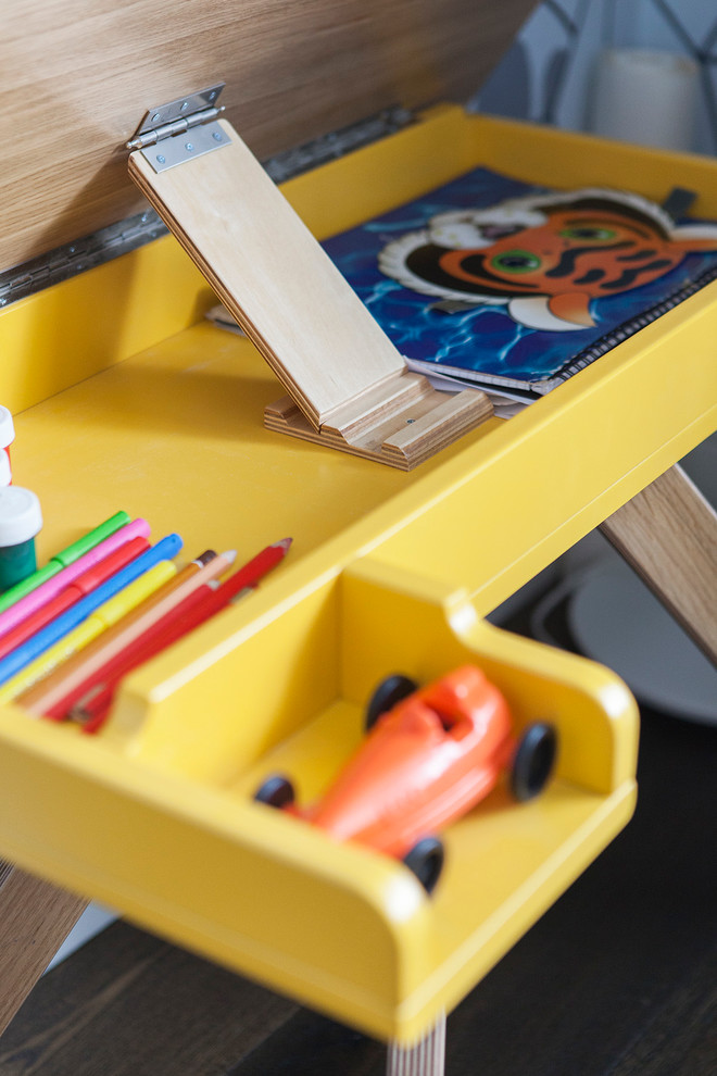 В гостях: Многоуважаемый стеллаж и другие интерьерные находки