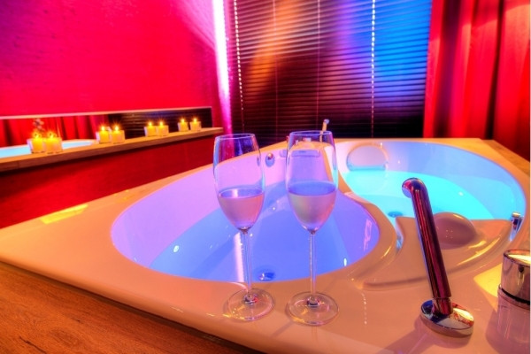 Ванна для двоих Yin Yang