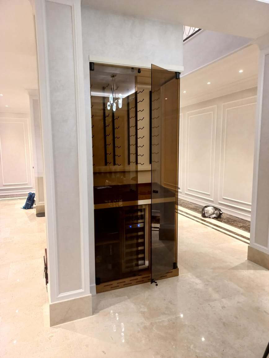 Винный шкаф