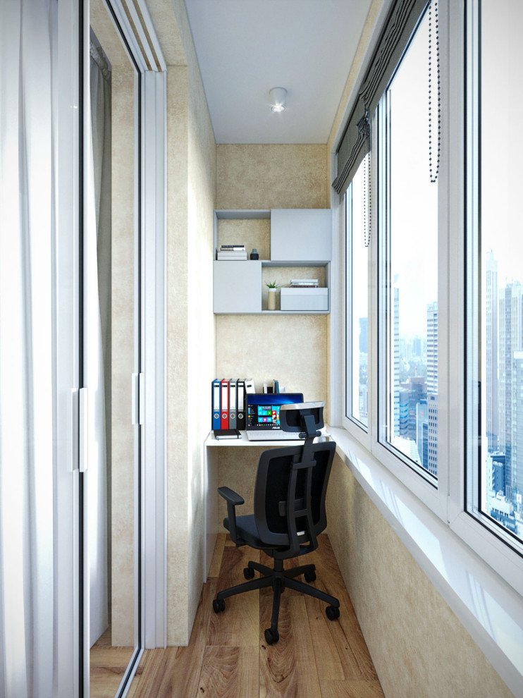 Рабочее место на балконе.