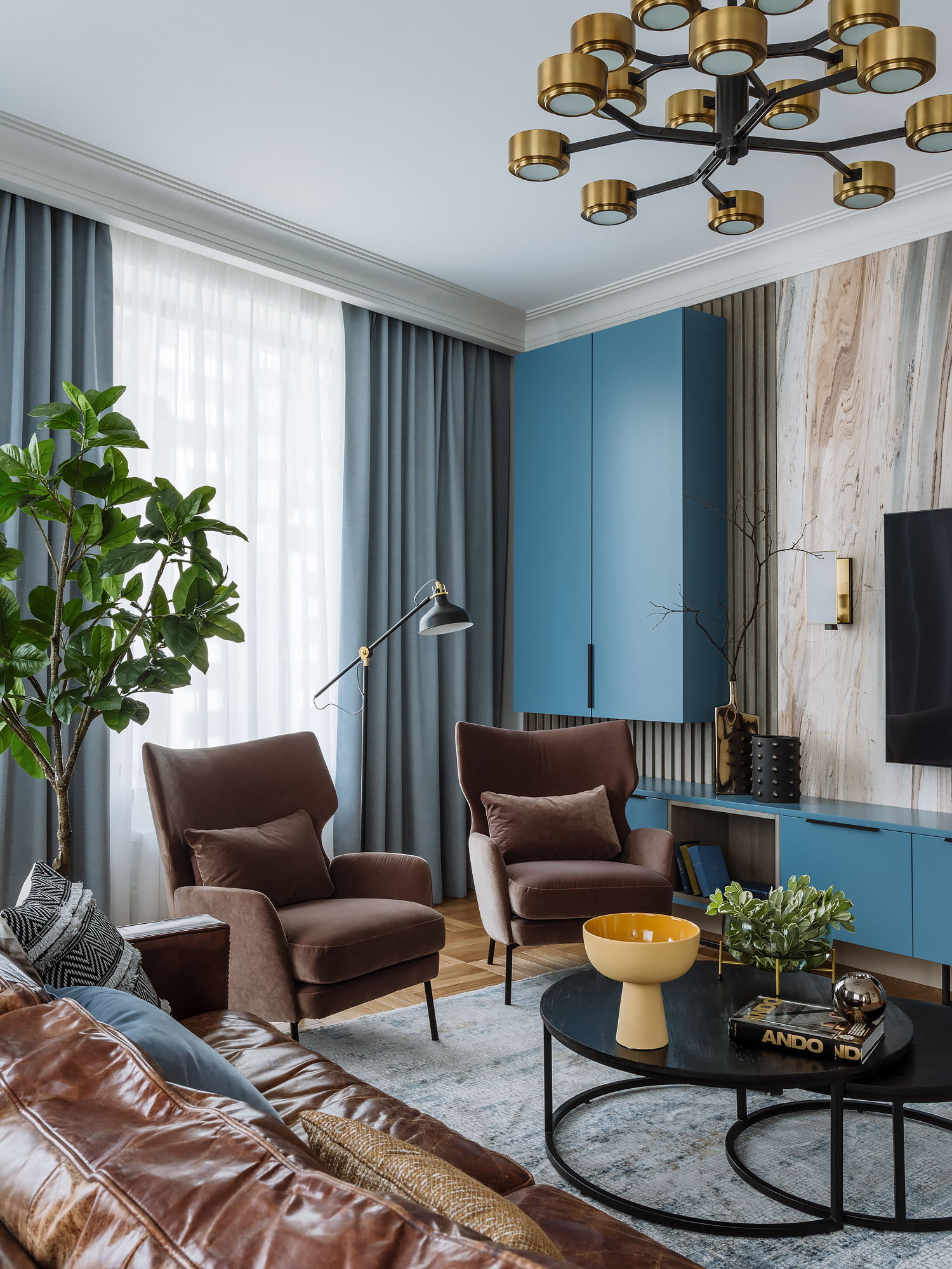 Houzz тур: Одна квартира из двух – 175 кв. м для большой семьи