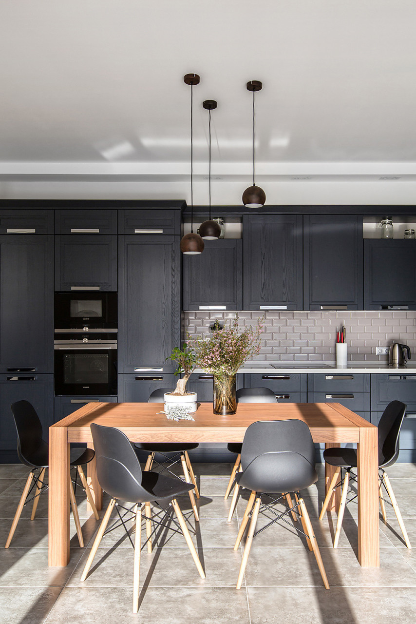 Квартира на Мосфильмовской для молодой девушки