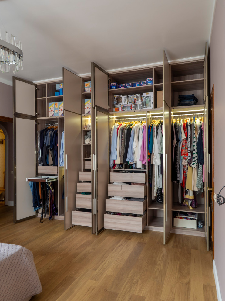 Стильный шкаф в спальню