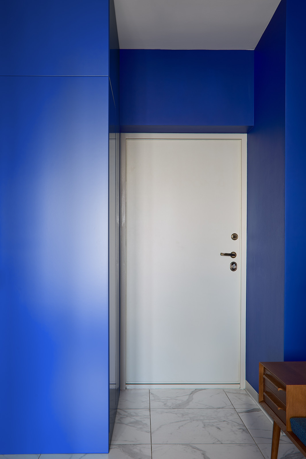 Апартаменты с трансформируемой мебелью и мужским характером.