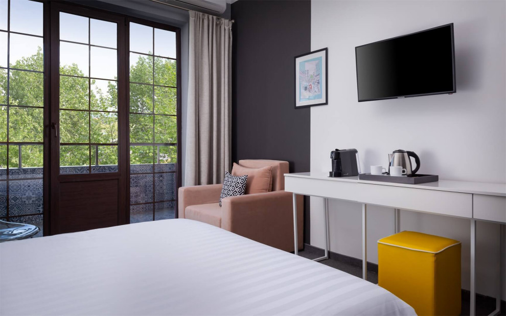 Номер Standart В Лoфт-отеле BETON BRUT (г. Анапа)