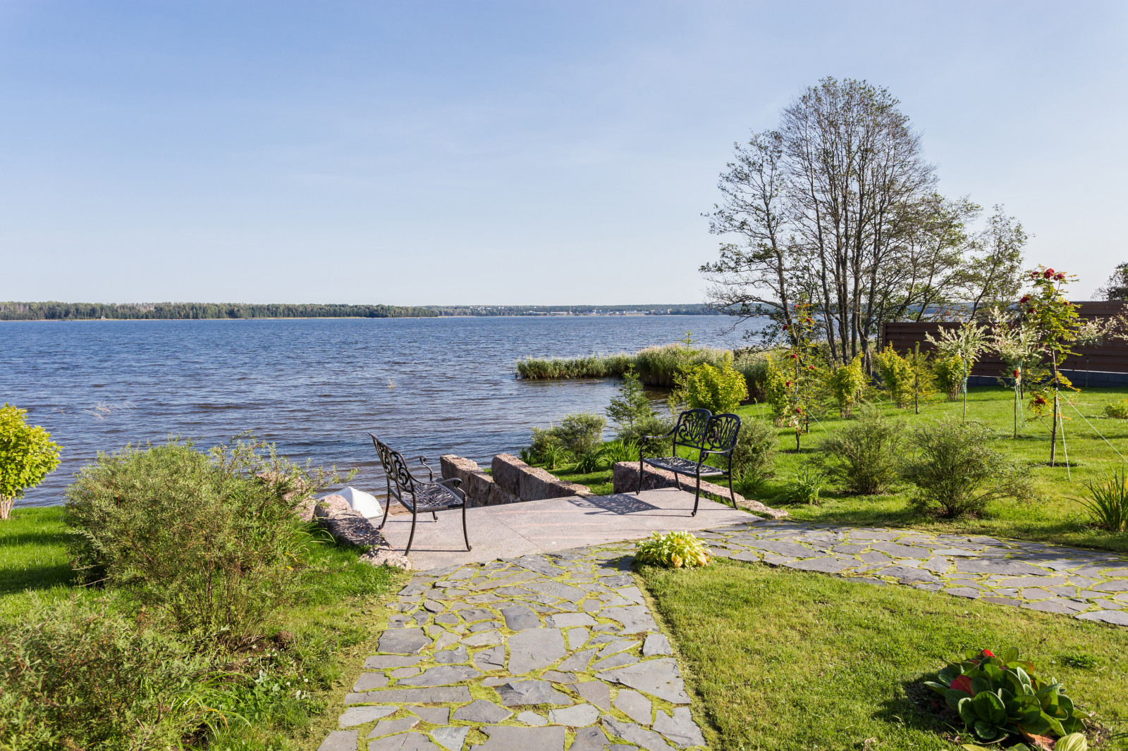 Коттедж у моря