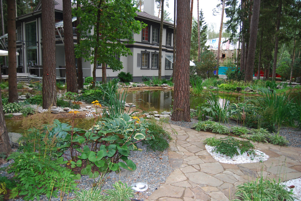 Участок с водоемом в КП "Сосновый бор"