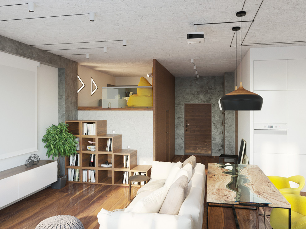 По  лестнице вверх