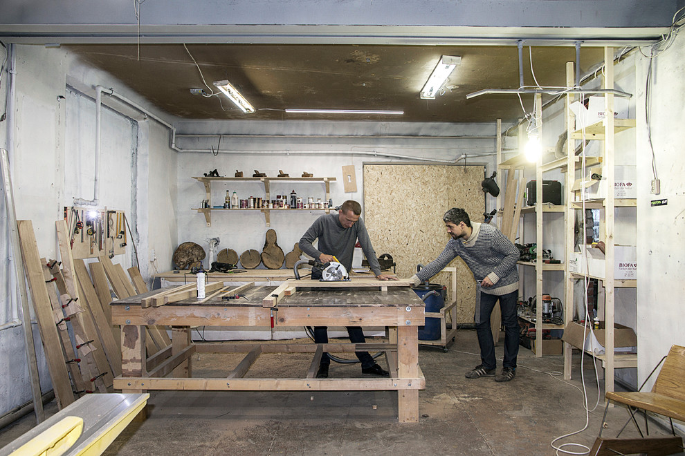 Портрет: Мебель с характером от дизайнера Евгения Томова