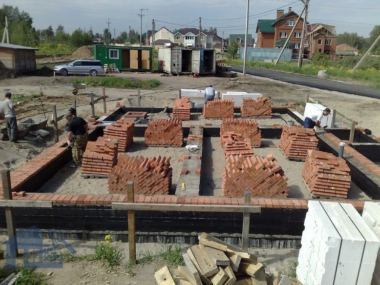 Дома и котеджи из кирпича и газоблока (газобетона) "под ключ"